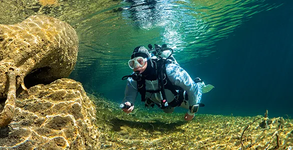 greece-honeymoon-packages-top-adventure-activities-for-honeymooners-in-greece-mid-content-2
